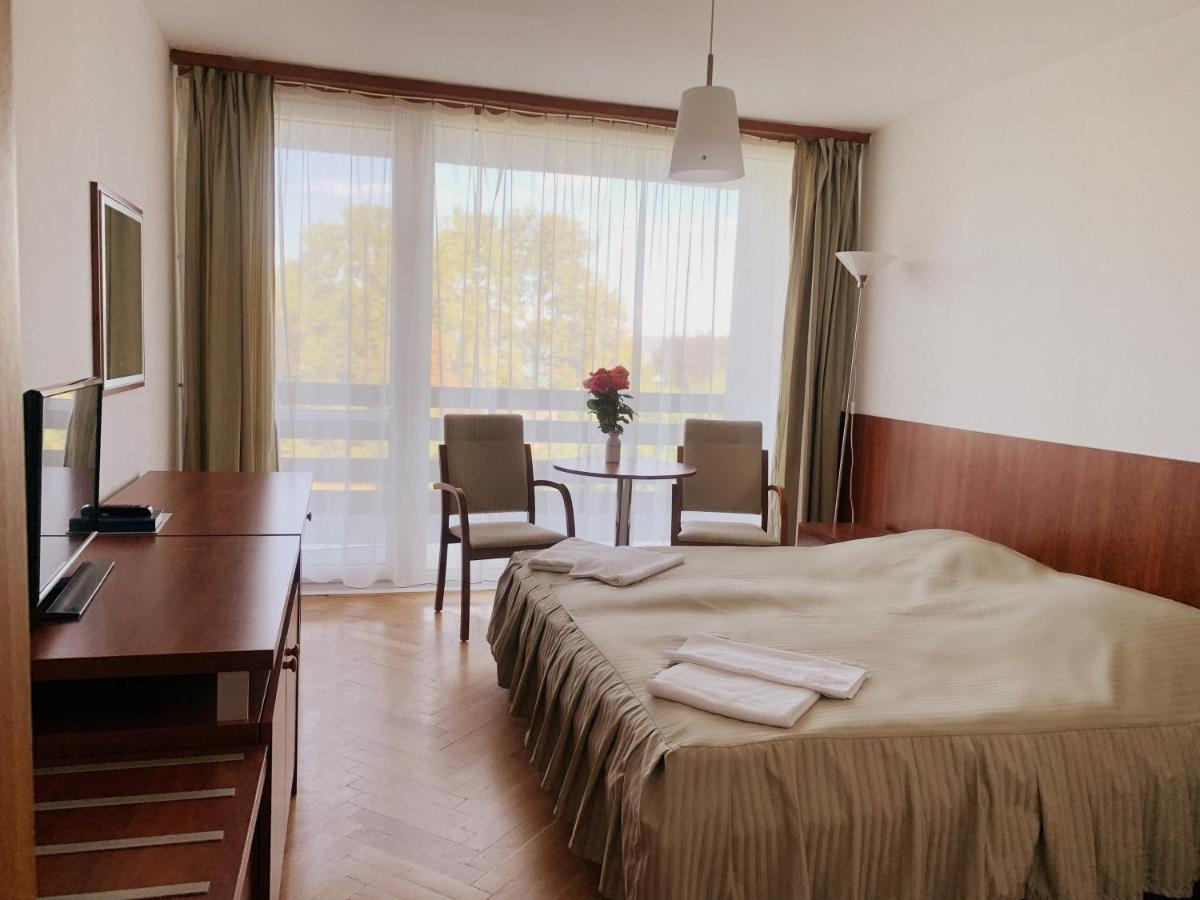 Riviera Park Hotel Balatonföldvár Eksteriør bilde